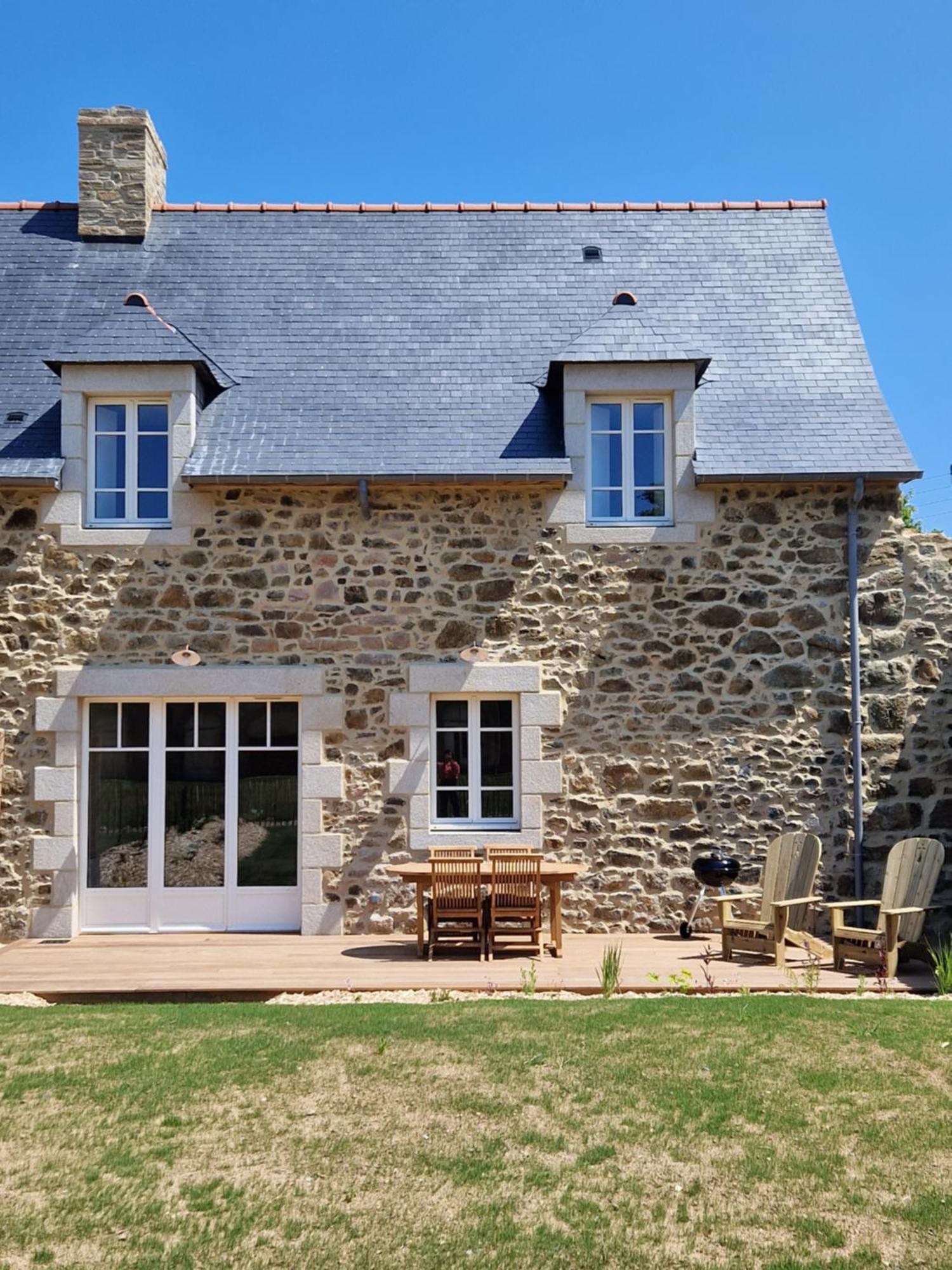 Bed and Breakfast Domaine Du Cloitre Pleneuf-Val-Andre Esterno foto